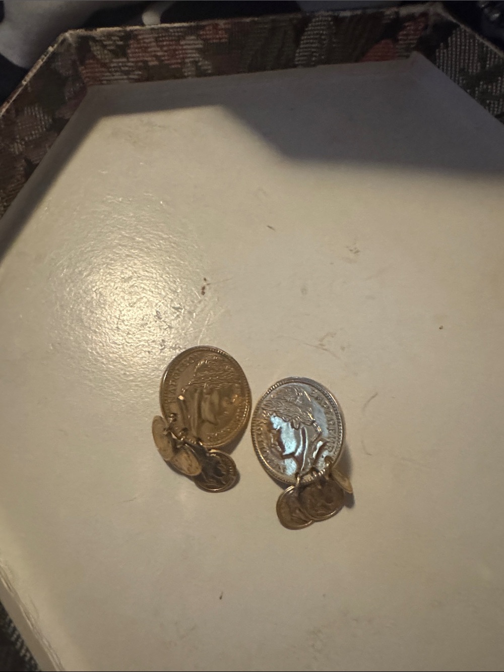 Sarah Coventry Gold Tone Coin Drop Hair Clips